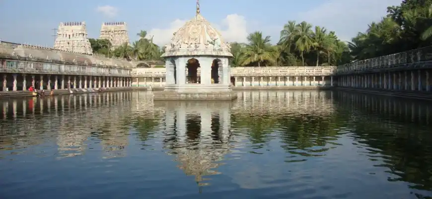 Vaitheeswaran Koil temple associated with Nadi Astrology traditions